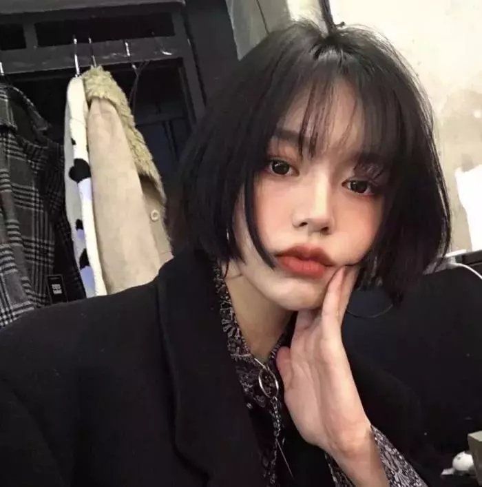 粉骷髅 海报