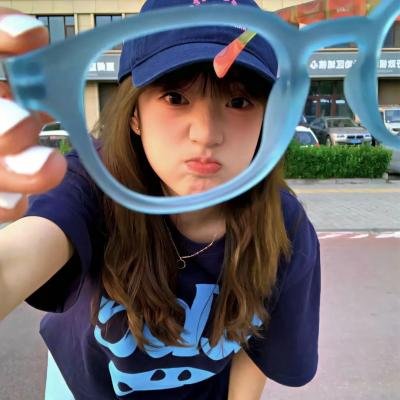 九十岁的美女 海报